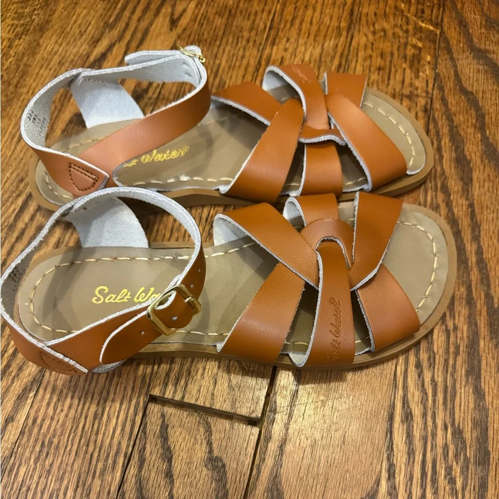 Kids Hoy Salt Water Sandals - Brown Size 3 EUC - Picture 4 of 5